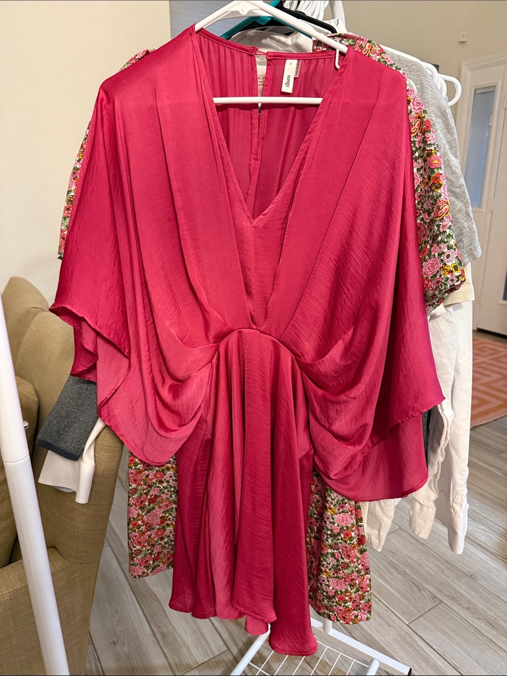 Glam Women's Pink V-Neck Flow Dress